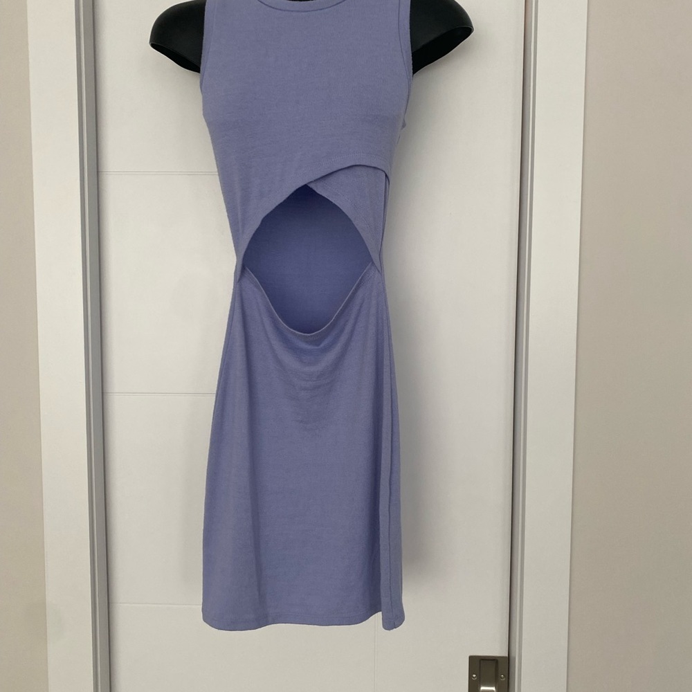 Wilfred Free
Size XS Casual Dress 👗 Host Pick - Picture 4 of 5
